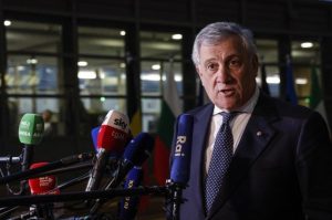 Tajani: Rim nije u ratu sa Rusijom i neće slati ofanzivno oružje Kijevu