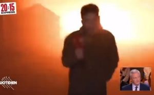 Uništena ledena arena: Projektil eksplodirao kraj novinara koji se javljao uživo iz Ukrajine VIDEO