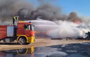 Požar zahvatio i auto punca: Gorjelo vozilo brata Nenada Nešića