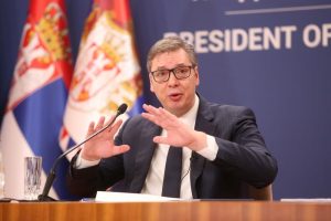 Vučić: Nastaviću da razgovaram sa svima i borim se za Srbiju