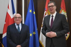 Vučić se sastao sa Pičom: Važno da Kfor bude prisutan na KiM kao garant bezbjednosti
