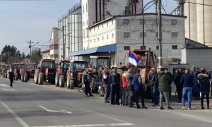 Opet se okupili: Novi protest poljoprivrednika Kozarske Dubice