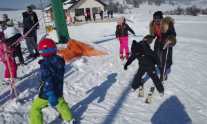 Besplatan ski-lift za djecu do 12 godina: Mališani uživali na skijanju na Puhovcu