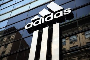 Debakl sa modelom patika “jizi”: Adidas na putu da bude na gubitku prvi put u više od 30 godina
