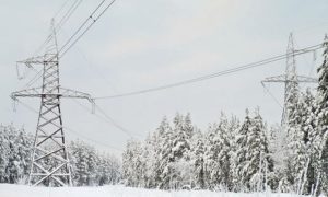 Kvarovi na dalekovodima zbog snijega: Bez struje veliki broj domaćinstava u Krajini