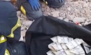 Spasioci u Turskoj našli torbu s dva miliona dolara VIDEO