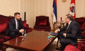 Sastali se Dodik i Duraković: Dogovoren zajednički rad u rješavanju problema povratnika