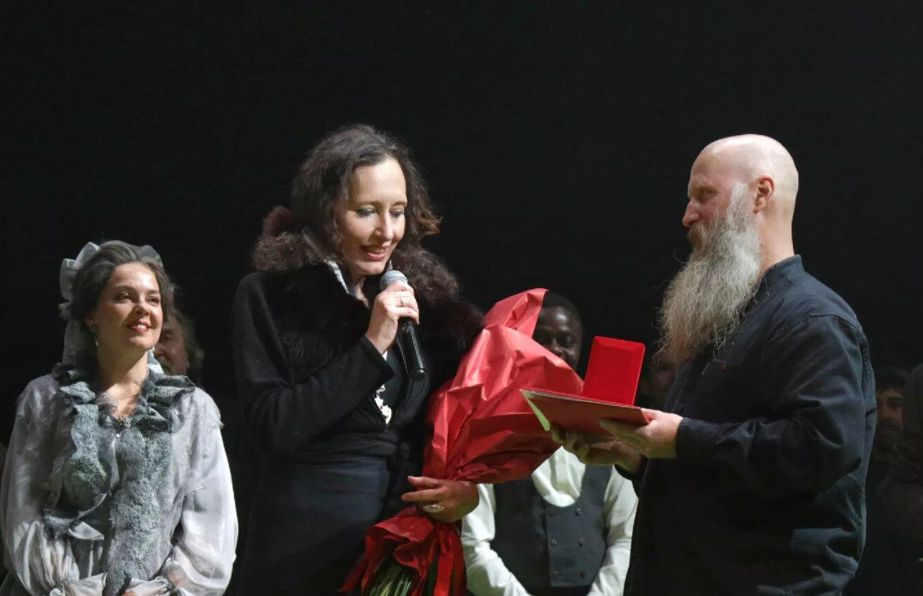 Glumici Ivani Žigon dodijeljen orden Dostojevskog