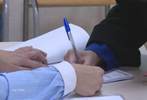 Kreće provjera potpisa: CIK prihvatio peticije za smjenu načelnika opština na sjeveru Kosova i Metohije