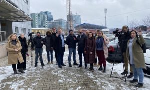 Podrška za Moraču: Novinari pred banjalučkim Okružnim javnim tužilaštvom