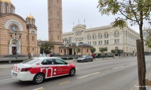 Danas centrom grada voze u znak protesta: Evo zbog čega su ljuti banjalučki taksisti