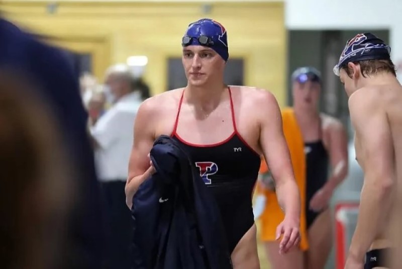 Otkrila muške genitalije: Transrodna plivačica se skinula u ženskoj svlačionici, ostale djevojke šokirane