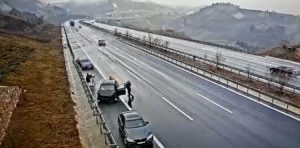 Udes na auto-putu: U stravičnoj nesreći poginula mlada odbojkašica UZNEMIRUJUĆI VIDEO