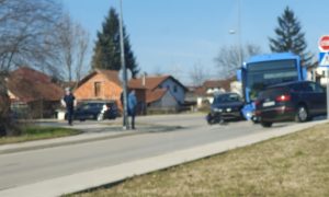 Vozači oprez! Nova saobraćajka u Banjaluci: Sudarili se auto i autobus