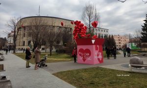 Banjaluka u znaku ljubavi: Učestvujte u nagradnoj igri, Stanivuković poklanja put u Pariz VIDEO