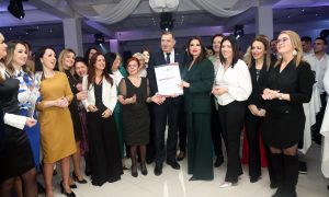 Lideru stranke uručena zahvalnica: Aktiv žena SNSD-a Doboj obilježio 8. mart