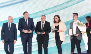 Izabrani najuspješniji u privredi Srpske: Dodiku priznanje Privredne komore