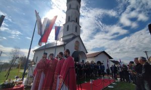 Najmlađa žrtva imala 17 godina: Služen parastos ubijenim srpskim civilima u Sijekovcu