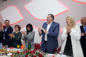Dodik u Prijedoru: Snaga SNSD-a se zasniva na aktivizmu žena FOTO