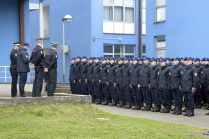 Povodom Međunarodnog dana sjećanja na stradale policajce: Postrojeni kadeti MUP-a Srpske u Banjaluci