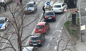 Lančani sudar u Banjaluci: Formirala se gužva u saobraćaju VIDEO