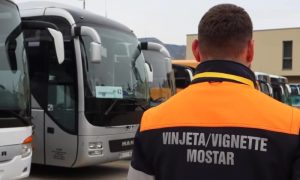 Ko ne kupi, kazne do 1.500 KM: Mostar uveo vinjete za turističke autobuse