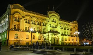 Zgrada Gradske uprave u žutoj boji: Podrška Banjaluke osobama sa Daunovim sindromom
