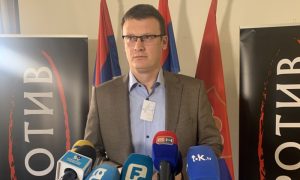 Božović ogorčen: Imamo informacije da je predsjednica GIK-a javno glasala za opoziv