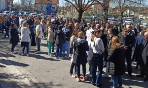 Žele bolje uslove rada: Zdravstveni radnici u Brčkom stupili u generalni štrajk