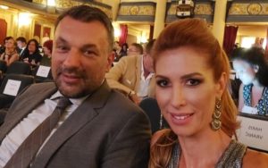 Očekuju prinovu: Konakovićeva supruga na meti prijetnji