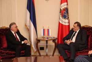 Sastanak u Banjaluci: Dodik sa Kalabuhovom o pokušaju otimanja imovine Srpske