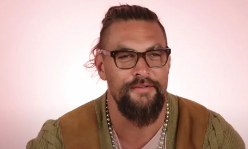 Žene će mu biti zahvalne: Skinuo se holivudski zavodnik – ne nosi čak ni gaće VIDEO