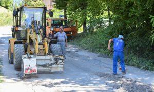 Kreću radovi i na seoskom području: Počinje sanacija udarnih rupa u ovim naseljima