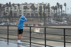 Ugroženo oko 26 miliona ljudi: Kišne oluje u Kaliforniji, velika opasnost od poplava