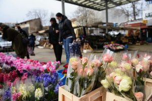 Nema krize za Dan žena: Banjalučani povodom 8. marta ne pitaju za cijenu