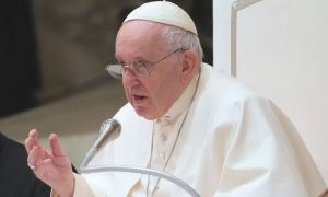 Papa Franja o porastu broja femicida: Neophodno je obrazovati muškarce o zdravim odnosima