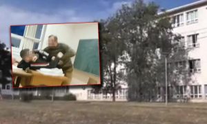 Slučaj se i dalje ispituje: Suspendovan profesor koji se rvao sa učenikom zbog telefona VIDEO