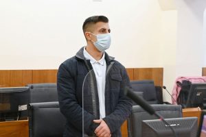 Detalji incidenta ispred Tržnice: Poznati lopov iz Prijedora pretukao muškarca u Banjaluci