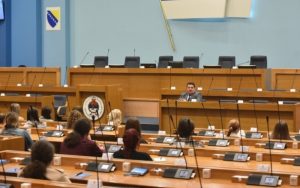 Stevandić ugostio srednjoškolce iz Doboja: Vrata institucija Srpske otvorena za sve