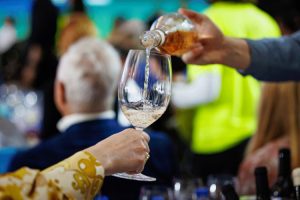 Uhapšeni na granici: Misica i partner ukrali iz restorana vino vrijedno 1,7 miliona evra