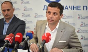 PDP pozvao Vukanovića: Ne miješajte se u naš rad, ni mi se ne miješamo u vaš
