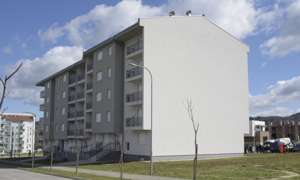 Mnogi Banjalučani na rubu egzistencije: Platom od 1.400 maraka plaćaju rentanje stanova preko 600 KM