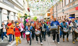 Festival cvijeća, svirači, pjevači: Počelo “Banjalučko proljeće” FOTO/VIDEO