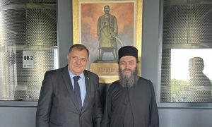 Posjeta Srpskoj: Dodik ugostio oca Metodija, igumana manastira Hilandar FOTO