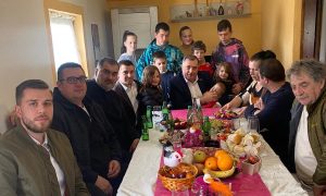Predsjednik kršteni kum devetoro djece: Dodik i Šulić posjetili porodicu Đurić