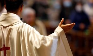 Istraga protiv nadbiskupa: U toku pretres prostorija katoličke crkve