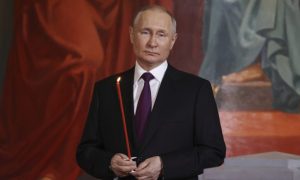 Osam decenija od oslobođenja Lenjingrada: Putin položio cvijeće na spomen-obilježje