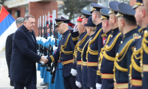 Zahvalan za sve što su “plave uniforme” učinile: Dodik čestitao Dan policije Srpske