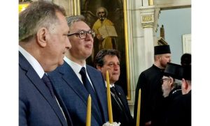 Prisustvuju Dodik i Vučić: Patrijarh Porfirije služio opijelo svojoj preminuloj majci