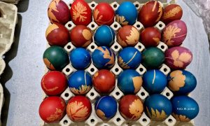Šta kaže crkva: Treba li farbati jaja u domu u kojem je preminuo član